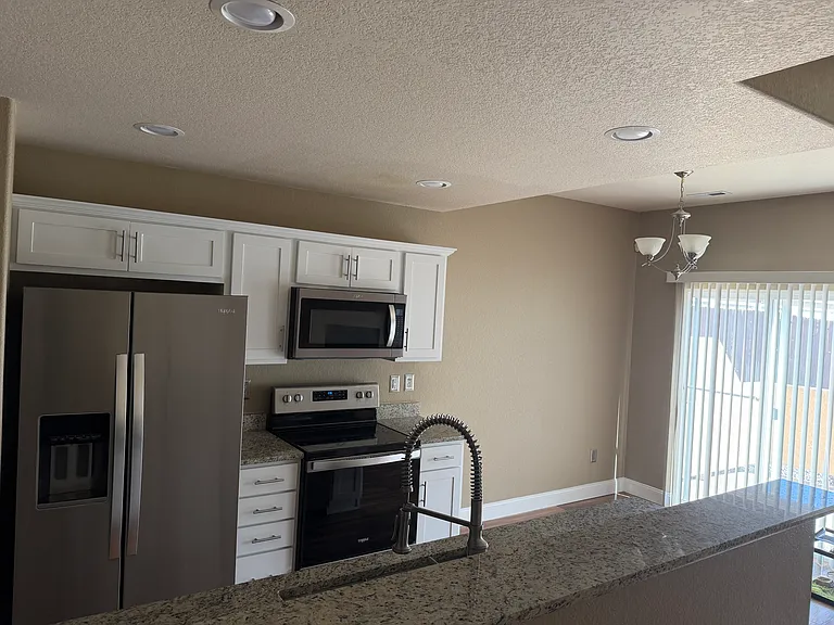 1050 Cheyenne Villas Point — Photo 14