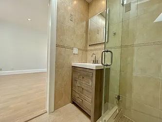 Rented by (Legacy) Elegran