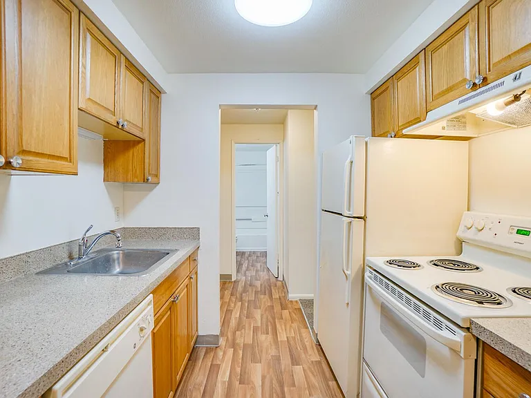 Quailwood Apartments — Photo 35