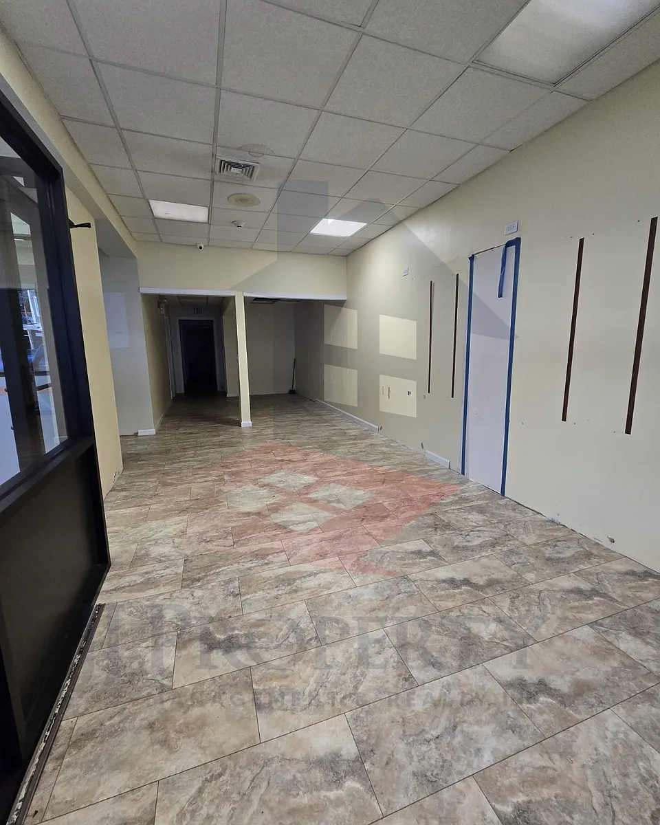 Building Photo - 319 Pocasset Ave #6