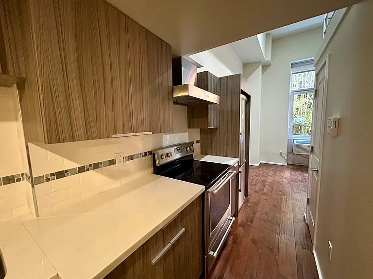 529 Stevenson Street / 550 Jessie Street — Photo 12
