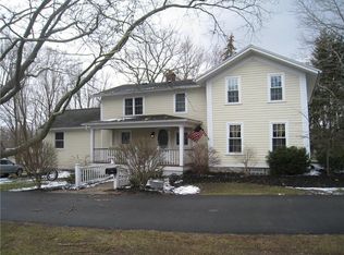 106 Gebhardt Rd, Penfield, NY 14526