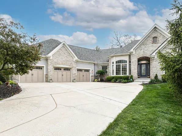 529 Forest Crest Ct, Lake Saint Louis, MO 63367