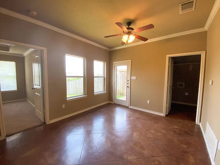3024 Beauford St — Photo 3