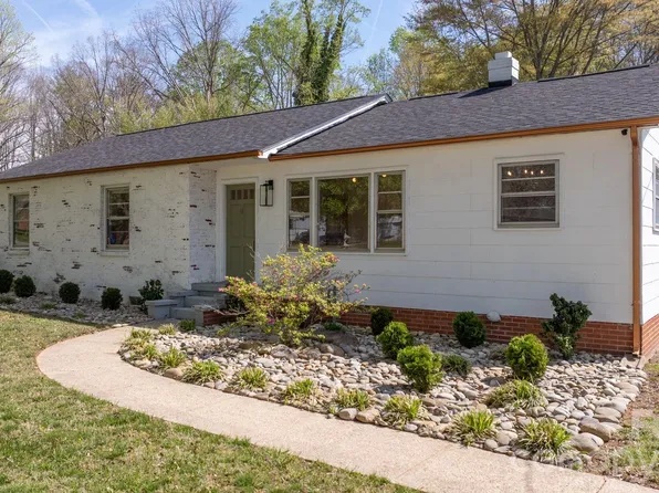 212 Glendale St, Morganton, NC 28655