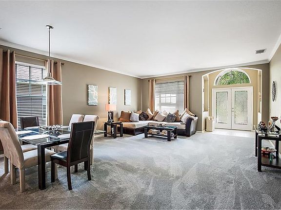 4th image of 18188 Sandy Pointe Dr