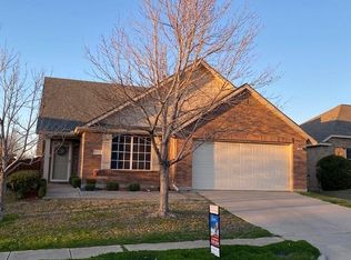 2713 Arabian Ave, Denton, TX 76210