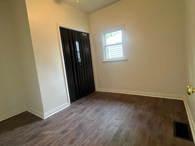 508 Inverness Ave — Photo 5