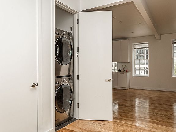 3rd image of 58 9th Ave #2