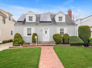 168 Lincoln Rd, Franklin Square, NY 11010