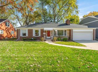 3912 Hillside Dr, Royal Oak, MI 48073