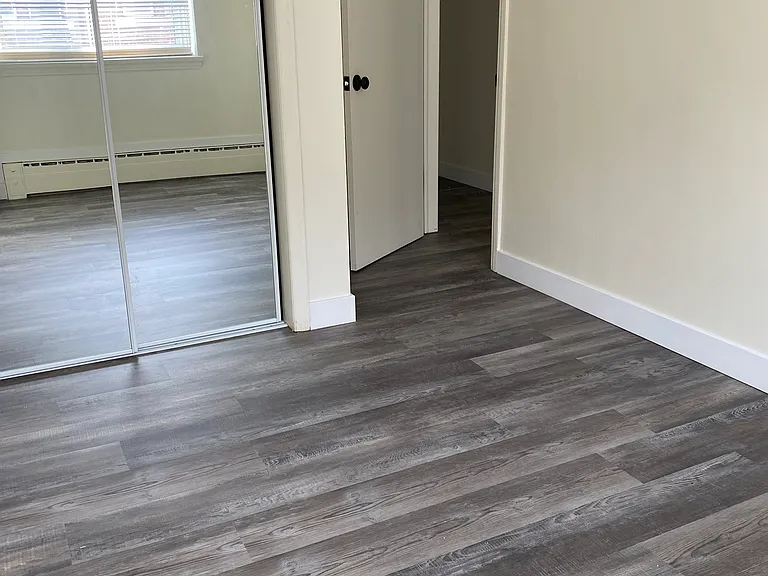 275 Nassau St N #2 — Photo 3