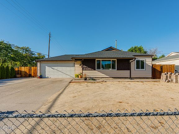 3rd image of 1460 Russell Way