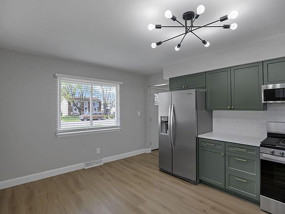 5th image of 572 Westphal Ave