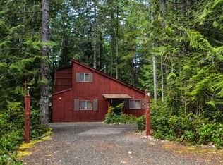 40 N Duckabush Dr E, Hoodsport, WA 98548