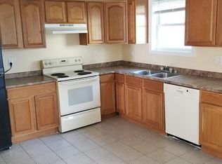 40 Orchard St #40, Springfield, MA 01107