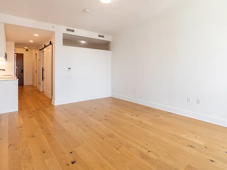 1211 Van St SE #1112 — Photo 5