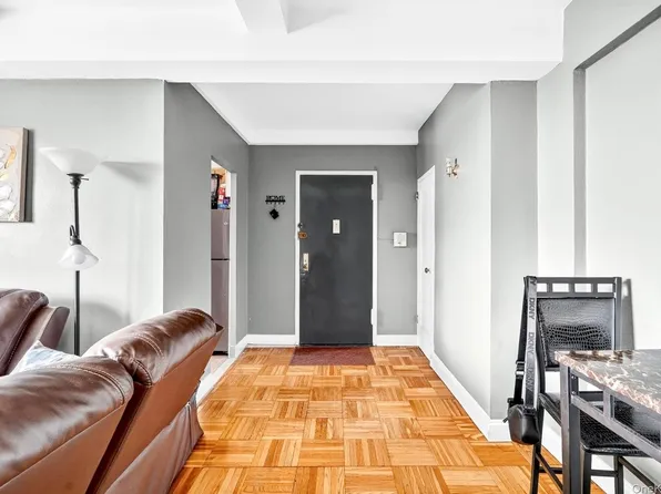 (undisclosed Address), Bronx, NY 10462