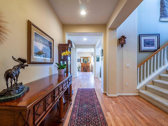 3rd image of 435 Via Del Lago