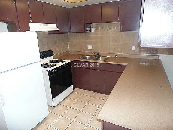 4th image of 1254 E Hacienda Ave APT B