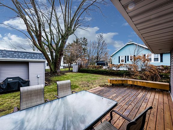 4th image of 1603 Langley Ave