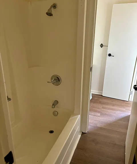 1011 Giovanni St #2 — Photo 8