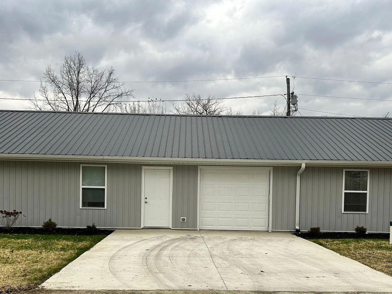2 bed, 1100 sqft, $1,195 — Photo 2