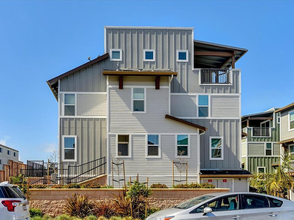 1st image of 16 Hibiscus Ct