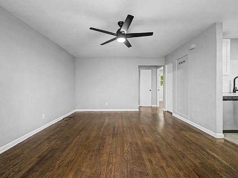 2912 S Delaware St — Photo 4
