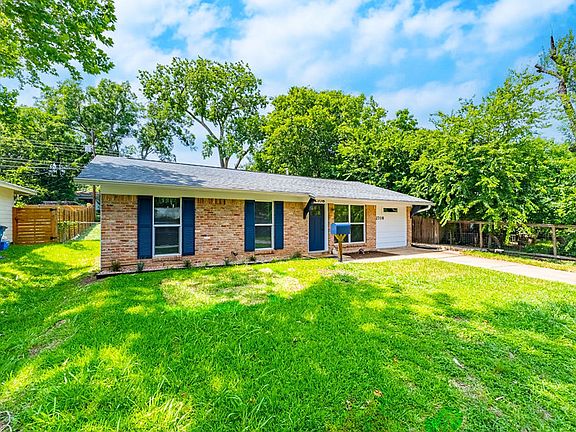 2nd image of 2708 Sherwood Ln