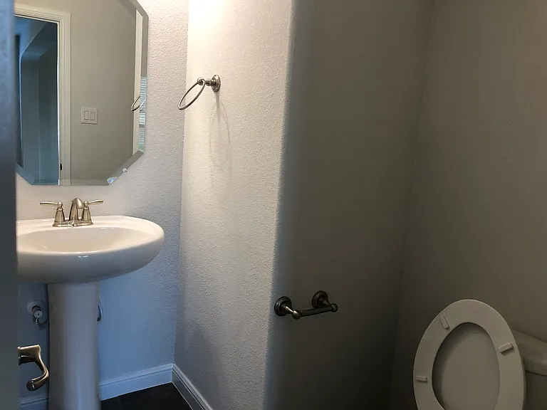 2449 Indian Head Dr — Photo 18