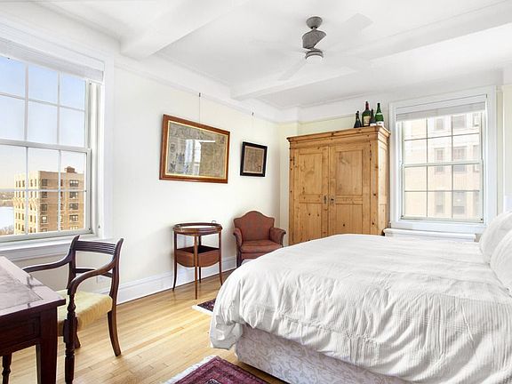 3rd image of 677 W End Ave APT 12C