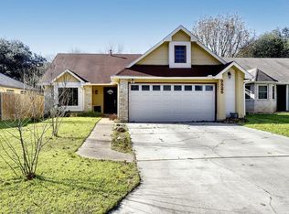 9826 Briar Ridge Dr, Austin, TX 78748