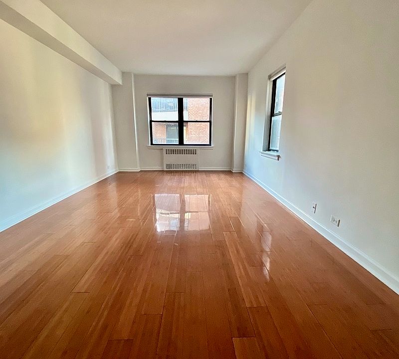 1st image of 180 W Houston St APT 4B