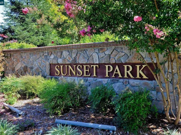 1959 Olmo Way, Walnut Creek, CA 94598