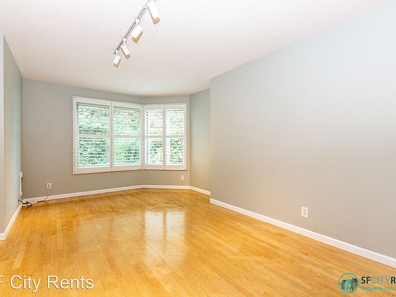 4th image of 240 Lombard St #333-0333