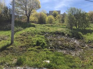 4 Fradshams Lane, Corner Brook, NL A2H1X1