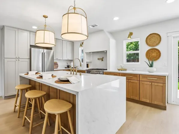 4985 Lucille Dr, San Diego, CA 92115