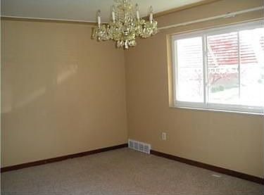 2nd image of 208 Marston St
