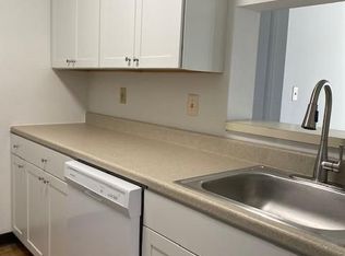 1411 Ravens Crest Dr, Plainsboro, NJ 08536