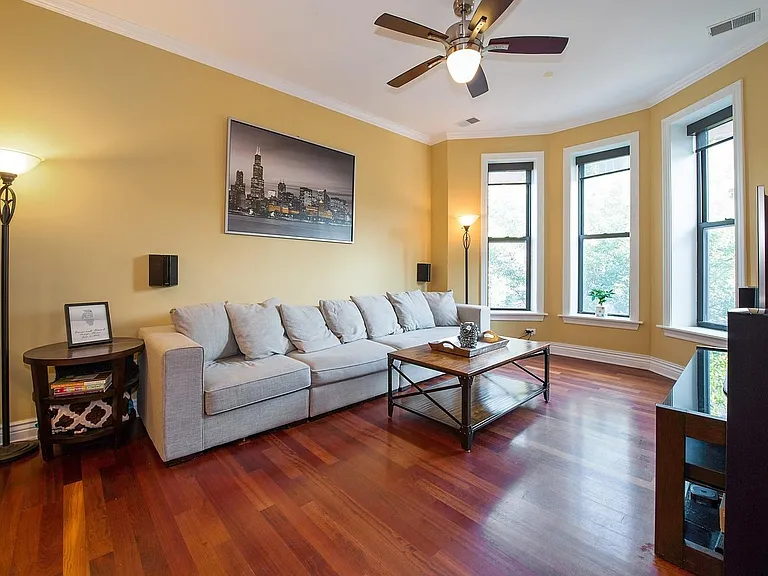 1252 W Diversey Pkwy #2 — Photo 5