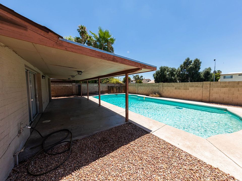 1st image of 1303 E Donner Dr