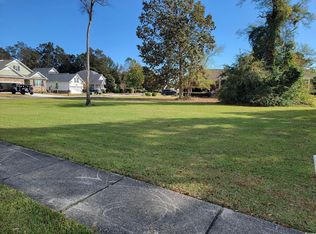 1119 Moultrie Dr NW, Calabash, NC 28467