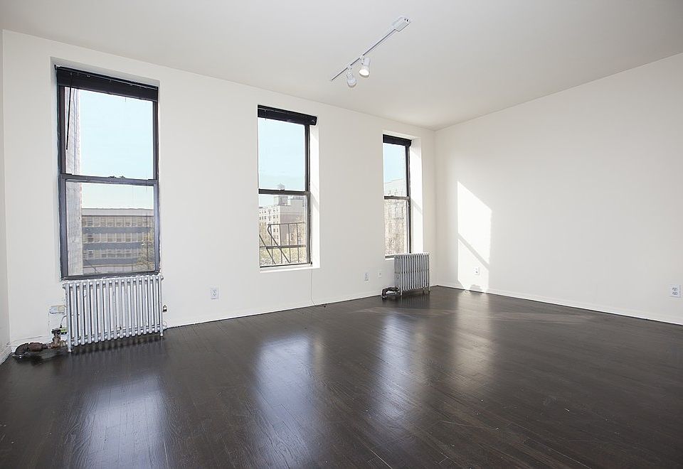1st image of 2289 1st Ave APT 2