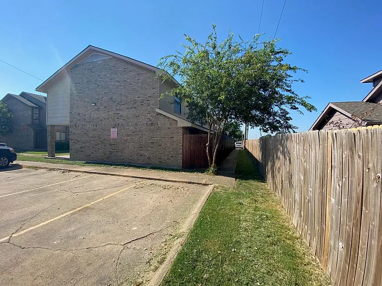 Rothington Road - 8001C AL — Photo 32