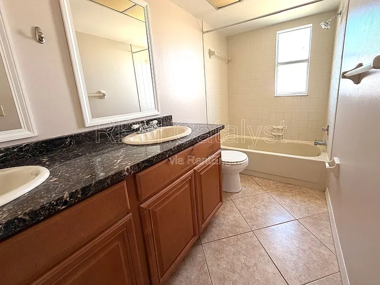 255 Capri Cir N #7 — Photo 7