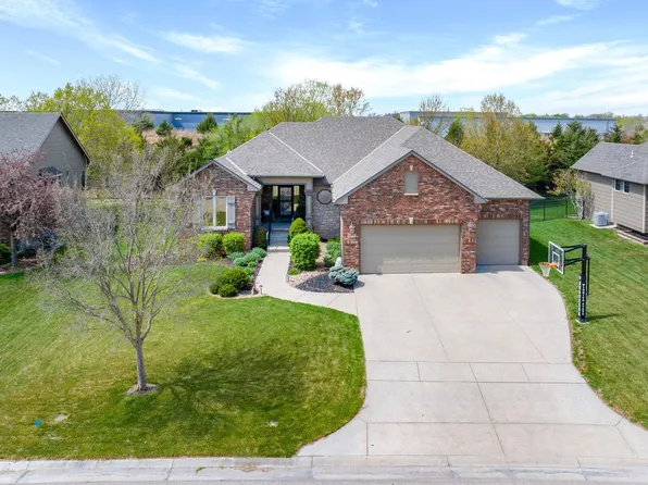 9917 W Westlakes Ct, Wichita, KS 67205