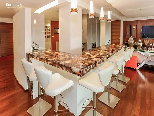 Rented by Sotheby's International Realty | media 20