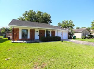 6131 Heatherbloom Dr, Houston, TX 77085