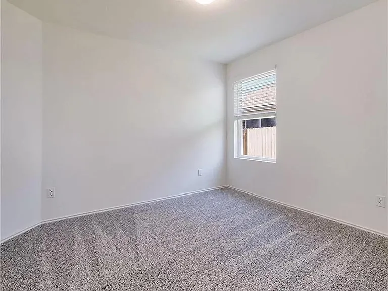 112 Concho Brook Bnd — Photo 8